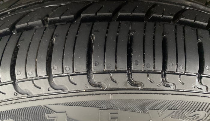 2020 Maruti S PRESSO VXI PLUS AMT, Petrol, Automatic, 36,209 km, Left Front Tyre Tread