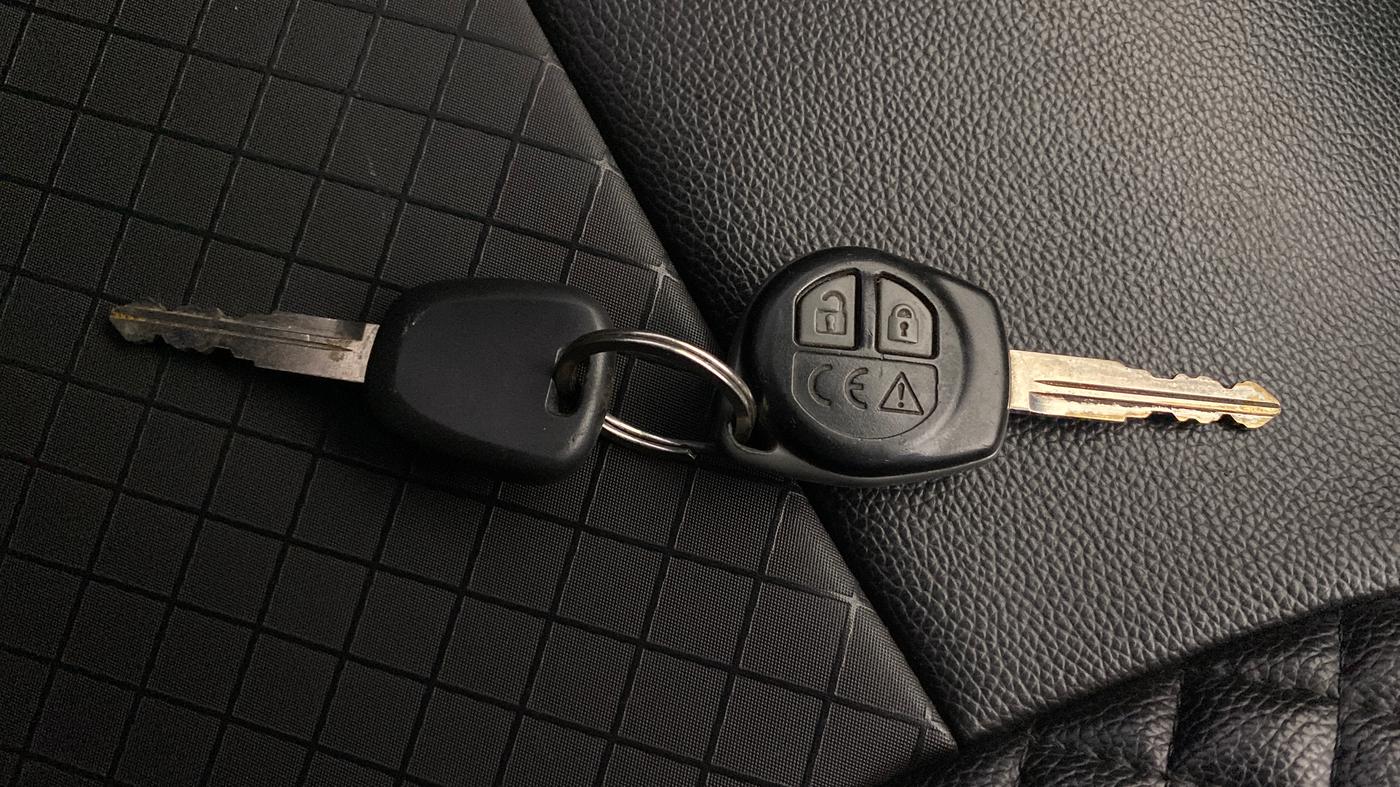 2020 Maruti S PRESSO VXI PLUS AMT, Petrol, Automatic, 36,209 km, Key Close Up