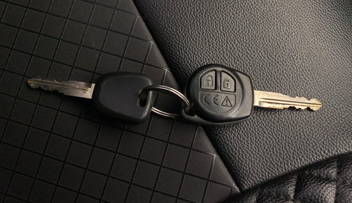 2020 Maruti S PRESSO VXI PLUS AMT, Petrol, Automatic, 36,209 km, Key Close Up