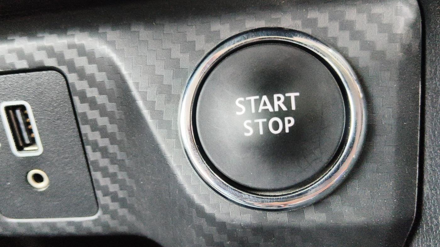 2021 Nissan Kicks XV PREMIUM TURBO 1.3 CVT, Petrol, Automatic, 52,747 km, Keyless Start/ Stop Button