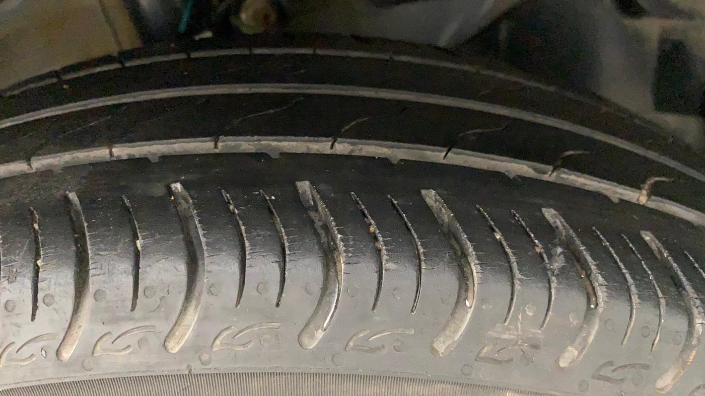 2021 Honda Amaze 1.2L I-VTEC V, Petrol, Manual, 19,563 km, Right Front Tyre Tread