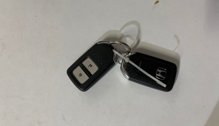 2019 Honda Jazz 1.2L I-VTEC VX CVT, Petrol, Automatic, 32,702 km, Key Close Up