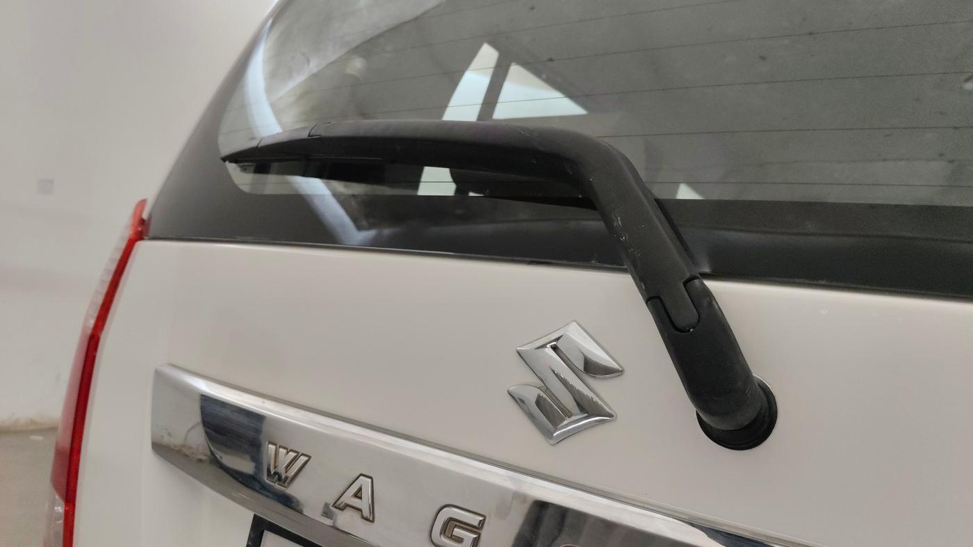 2017 Maruti Wagon R 1.0 VXI OPT, Petrol, Manual, 20,396 km, Rear Wiper
