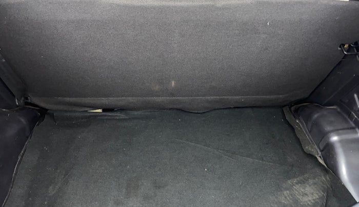 2015 Hyundai Eon D-LITE+, Petrol, Manual, 31,222 km, Boot Inside