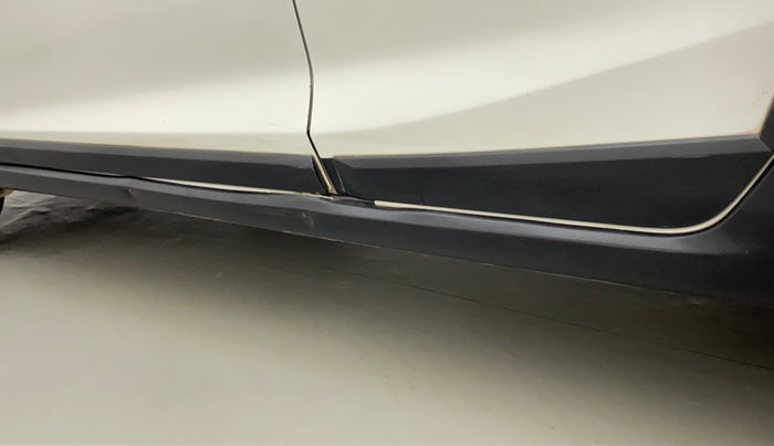 2017 Honda WR-V 1.2L I-VTEC VX MT, Petrol, Manual, 85,482 km, Left running board - Slightly dented