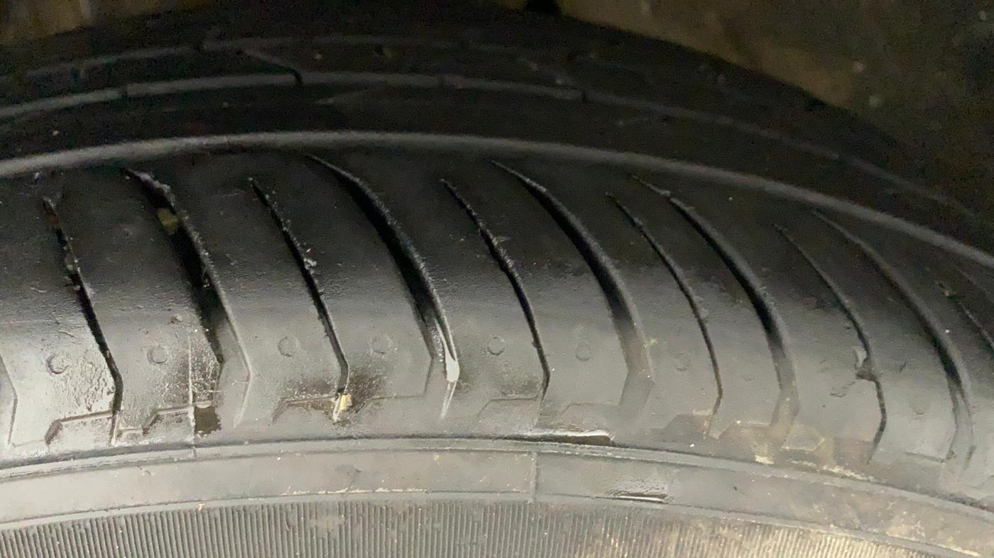 2017 Honda WR-V 1.2L I-VTEC VX MT, Petrol, Manual, 85,482 km, Left Front Tyre Tread