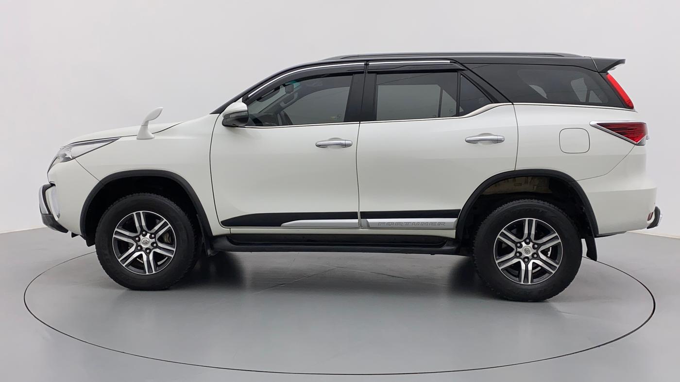 2019 Toyota Fortuner 2.8 4x2 MT, Diesel, Manual, 69,292 km, Left Side