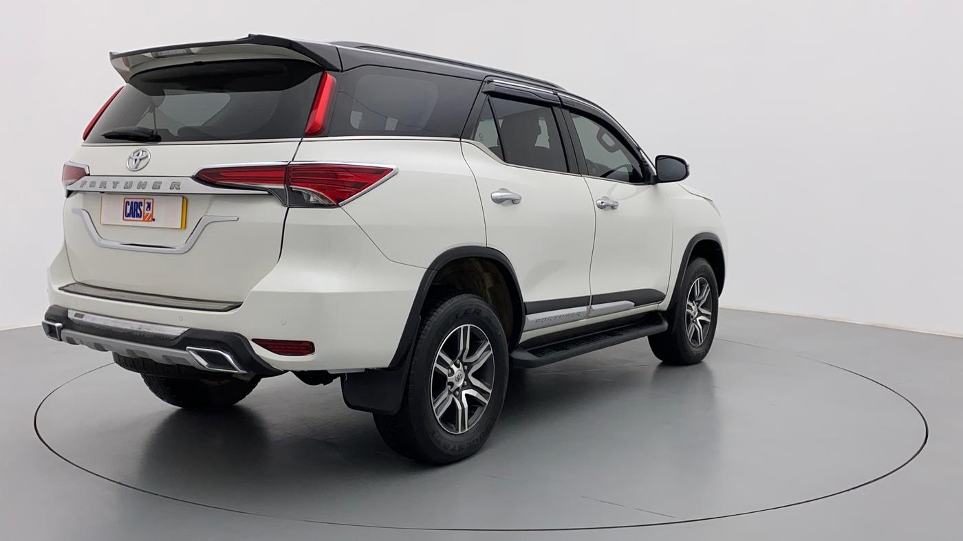 2019 Toyota Fortuner 2.8 4x2 MT, Diesel, Manual, 69,292 km, Right Back Diagonal