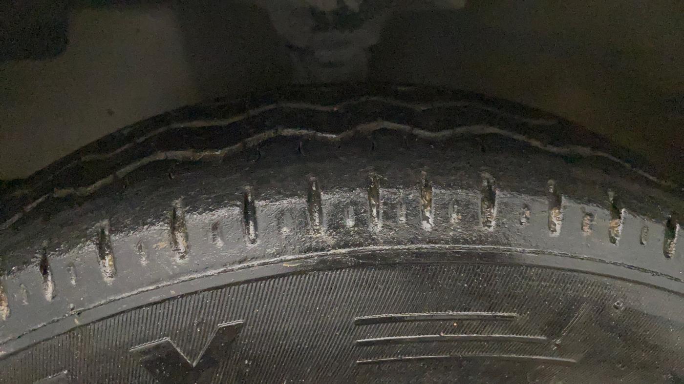 2017 Hyundai Eon ERA PLUS (O), Petrol, Manual, 67,454 km, Left Front Tyre Tread
