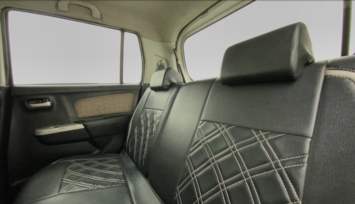 2016 Maruti Wagon R 1.0 VXI, Petrol, Manual, 99,049 km, Right Side Rear Door Cabin
