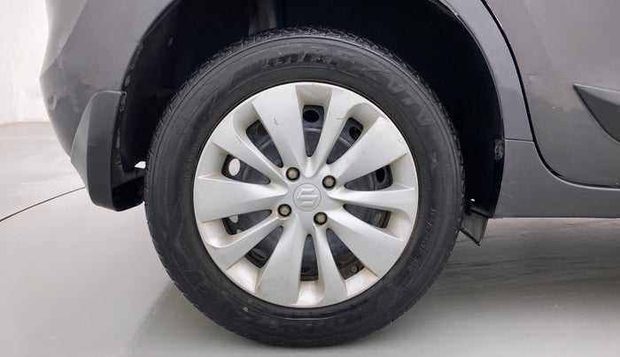 2017 Maruti Baleno DELTA PETROL 1.2, Petrol, Manual, 83,969 km, Right Rear Wheel