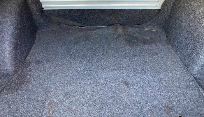 2016 Volkswagen Vento HIGHLINE 1.6 MPI, Petrol, Manual, 69,482 km, Boot Inside