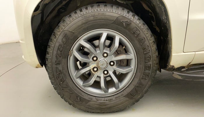 2018 Mahindra TUV300 T10, Diesel, Manual, 69,726 km, Left Front Wheel