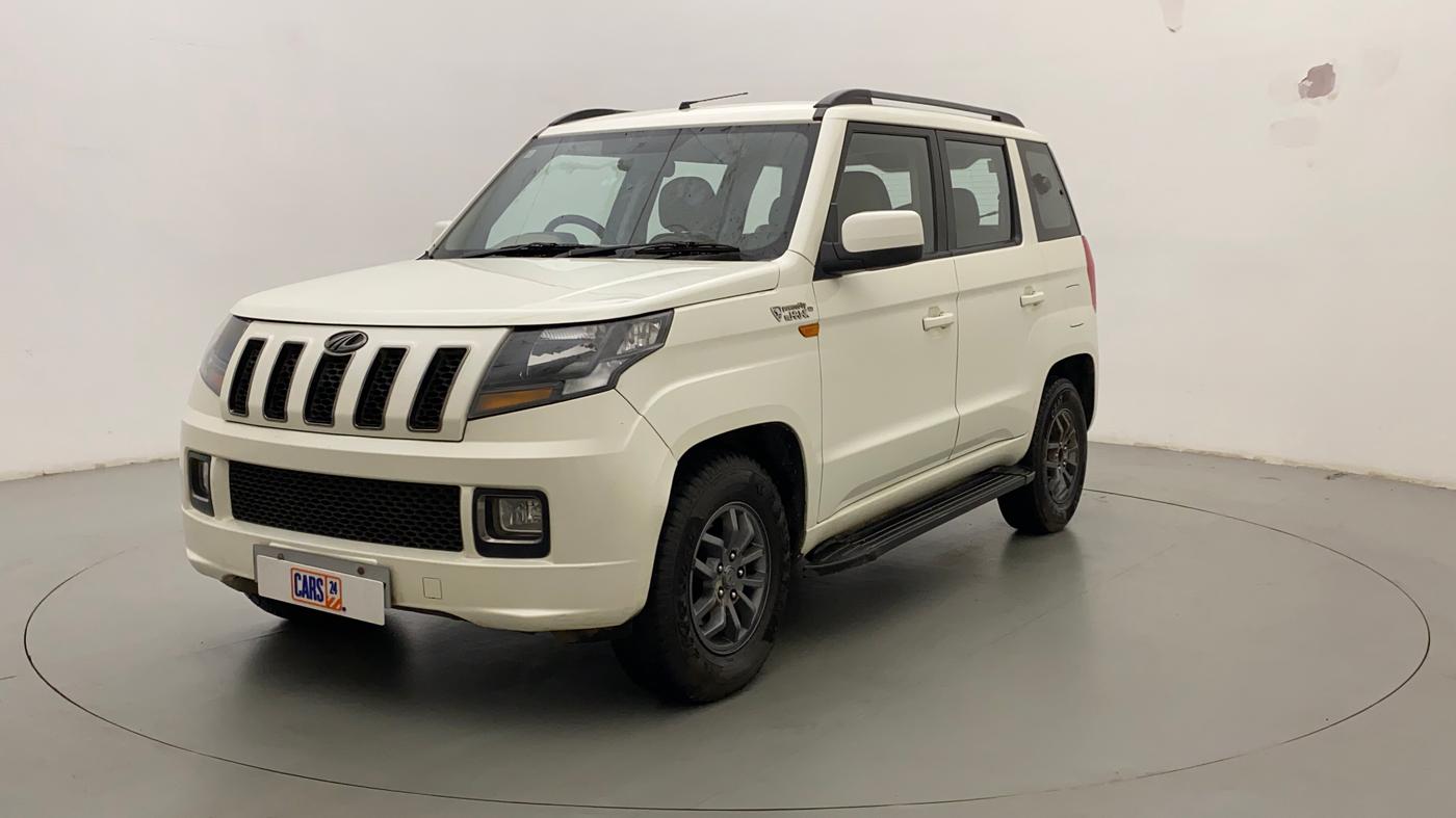 2018 Mahindra TUV300 T10, Diesel, Manual, 69,726 km, Left Front Diagonal
