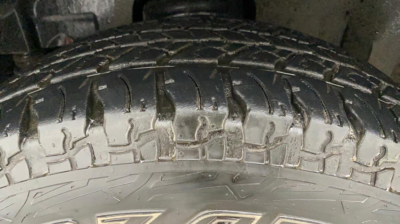 2021 Mahindra Thar LX HT PETROL 4WD MT, Petrol, Manual, 14,133 km, Left Front Tyre Tread