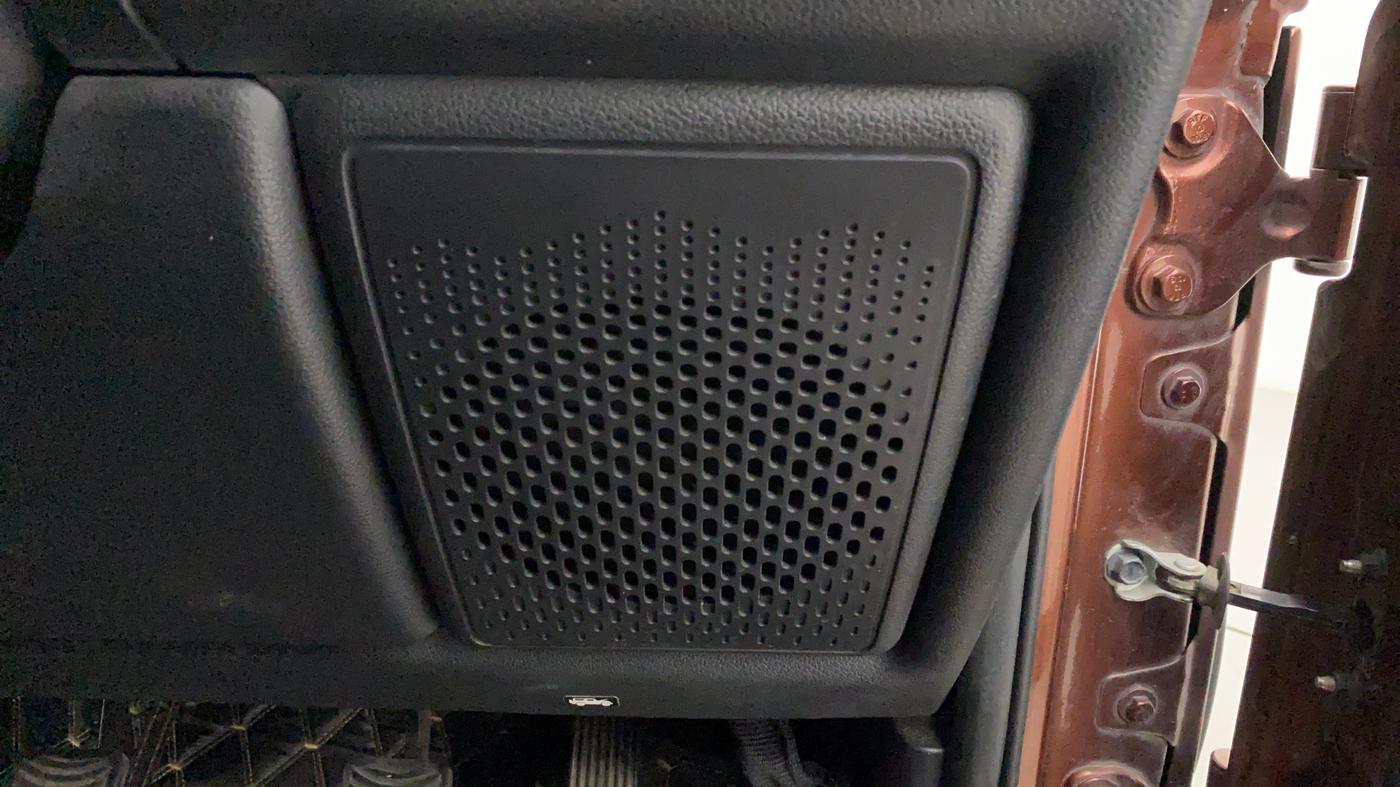 2021 Mahindra Thar LX HT PETROL 4WD MT, Petrol, Manual, 14,133 km, Speaker