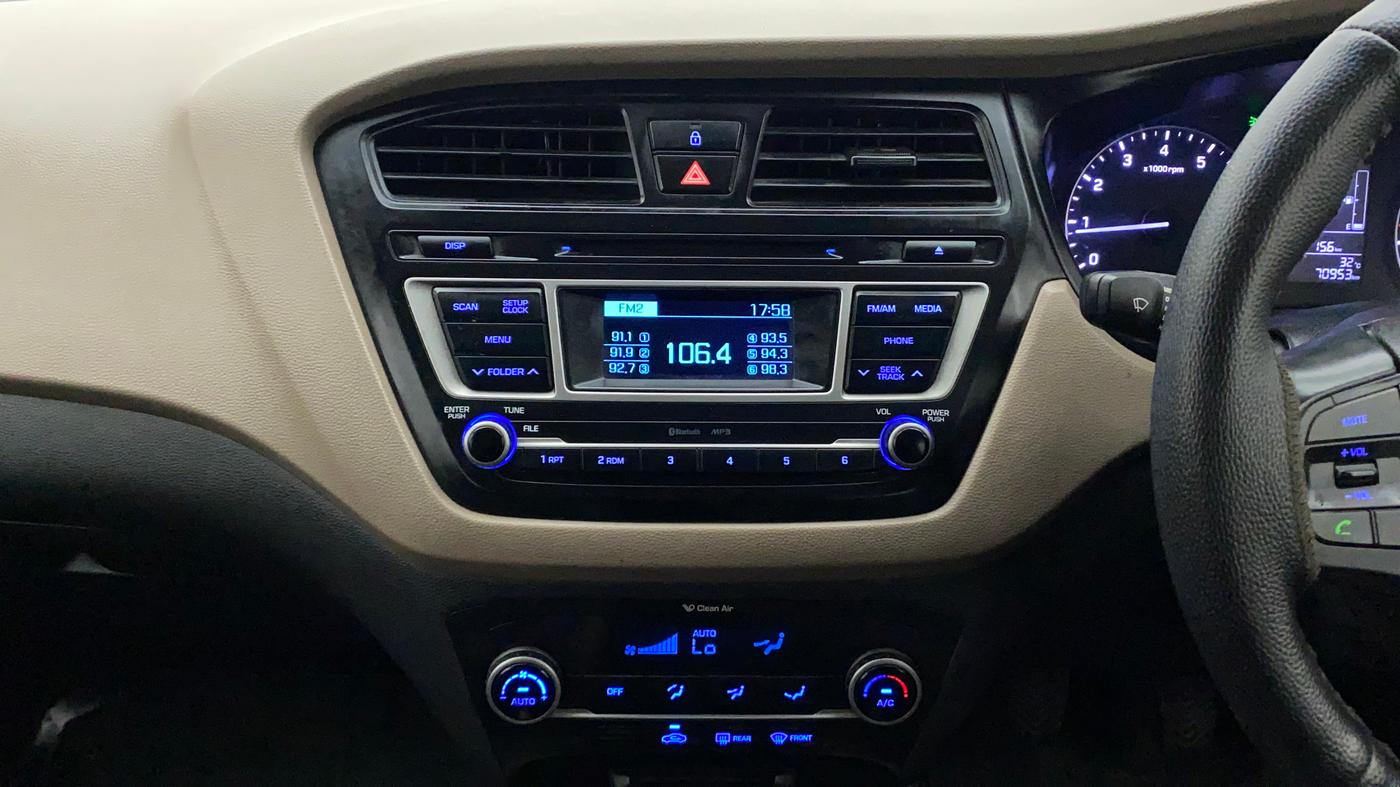 2015 Hyundai Elite i20 SPORTZ 1.2, Petrol, Manual, 71,054 km, Air Conditioner
