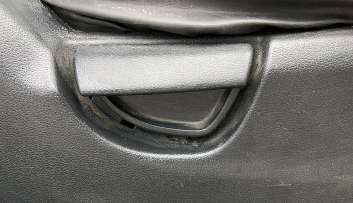 2020 Hyundai NEW SANTRO ERA EXECUTIVE, Petrol, Manual, 44,040 km, Driver Side Adjustment Panel