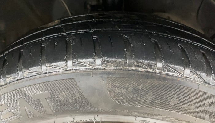 2020 Hyundai NEW SANTRO ERA EXECUTIVE, Petrol, Manual, 44,040 km, Right Front Tyre Tread