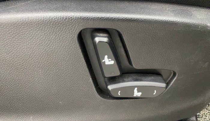 2021 MG HECTOR SHARP HYBRID 1.5 PETROL, Petrol, Manual, 32,926 km, Driver Side Adjustment Panel