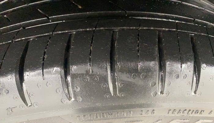 2021 MG HECTOR SHARP HYBRID 1.5 PETROL, Petrol, Manual, 32,926 km, Right Rear Tyre Tread