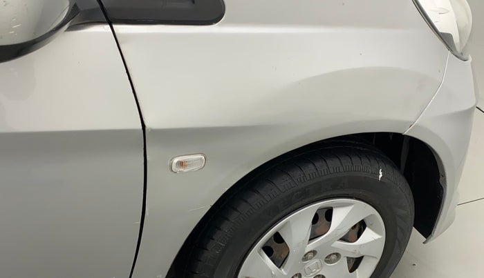 2014 Honda Brio 1.2 S MT I VTEC, Petrol, Manual, 10,738 km, Right fender - Slightly dented