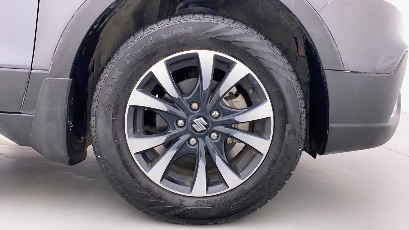 2020 Maruti S Cross ALPHA 1.5 SMART HYBRID, Petrol, Manual, 11,819 km, Right Front Wheel