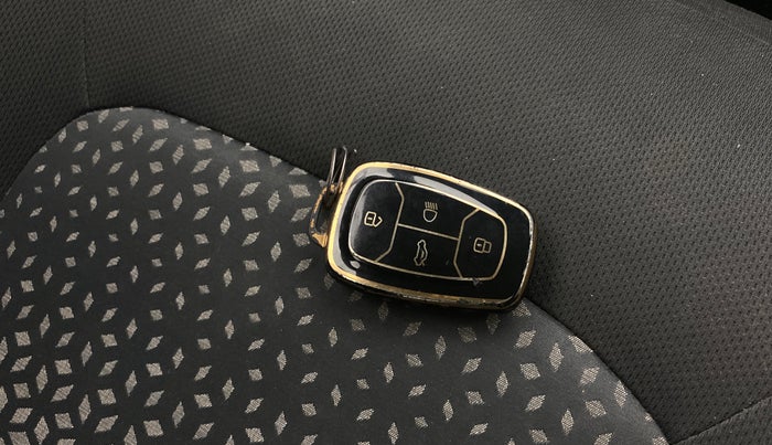 2019 Tata NEXON XZA PLUS PETROL, Petrol, Automatic, 57,814 km, Key Close Up