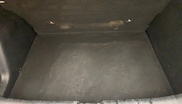 2020 KIA SONET GTX PLUS 1.5 AT, Diesel, Automatic, 38,573 km, Boot Inside