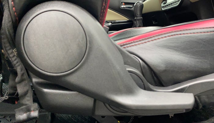 2023 Toyota Glanza V, Petrol, Manual, 32,482 km, Driver Side Adjustment Panel