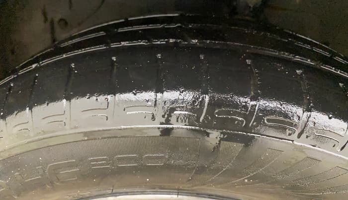 2021 Hyundai GRAND I10 NIOS SPORTZ 1.2 KAPPA VTVT CNG, CNG, Manual, 96,378 km, Left Front Tyre Tread