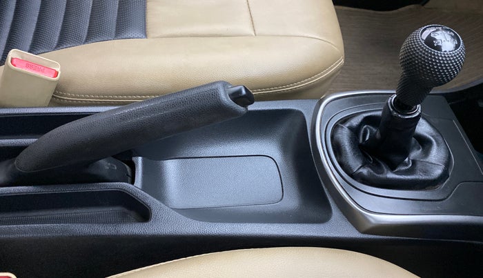 2014 Honda City S MT PETROL, Petrol, Manual, 21,841 km, Gear Lever