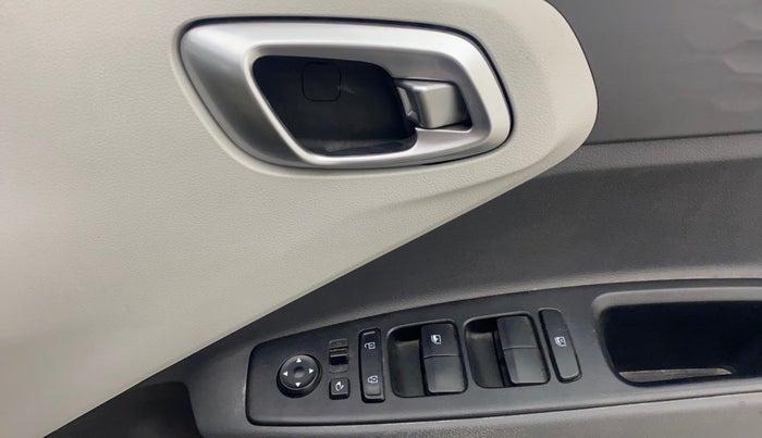 2022 Hyundai GRAND I10 NIOS SPORTZ 1.2 KAPPA VTVT CNG, CNG, Manual, 45,644 km, Driver Side Door Panels Control