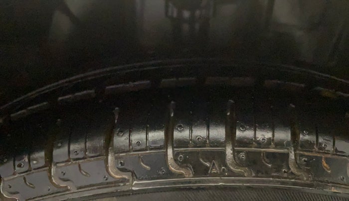 2018 Datsun Redi Go T(O) 1.0, Petrol, Manual, 39,784 km, Right Front Tyre Tread