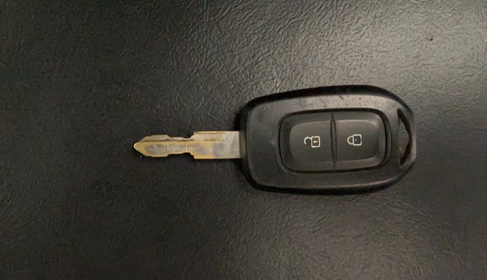 2018 Datsun Redi Go T(O) 1.0, Petrol, Manual, 39,784 km, Key Close Up