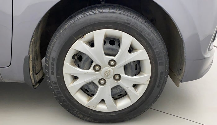 2015 Hyundai Grand i10 SPORTZ 1.2 KAPPA VTVT, Petrol, Manual, 88,309 km, Right Front Wheel