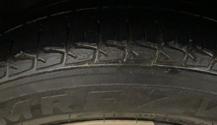 2016 Tata Zest XMS PETROL, Petrol, Manual, 67,822 km, Left Front Tyre Tread