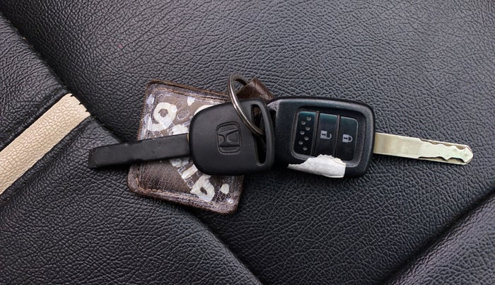 2018 Honda Jazz 1.2L I-VTEC VX, Petrol, Manual, 39,557 km, Key Close Up