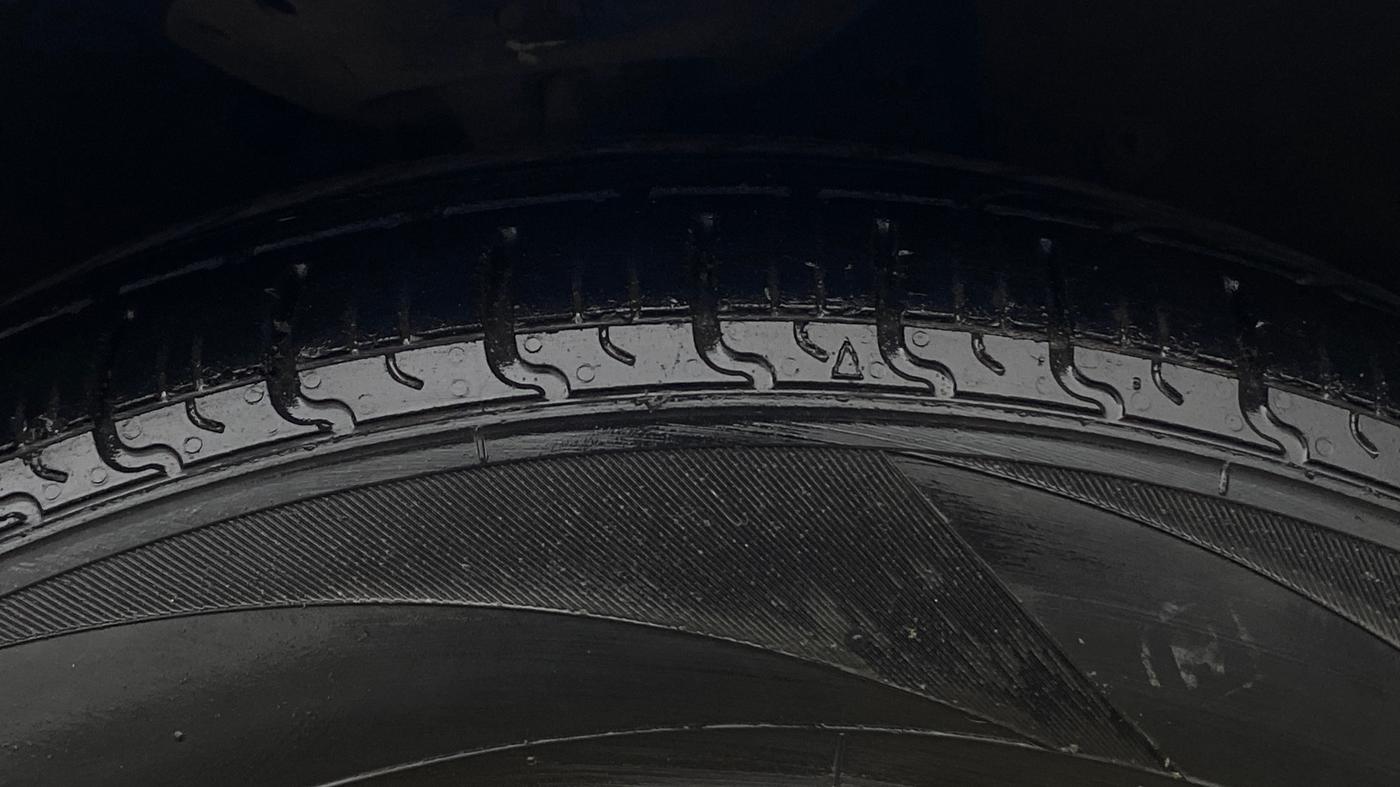 2014 Honda Mobilio 1.5L I-VTEC V, Petrol, Manual, 61,070 km, Right Front Tyre Tread