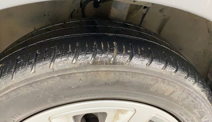 2021 Tata ALTROZ XM PLUS PETROL, CNG, Manual, 56,683 km, Left Front Tyre Tread