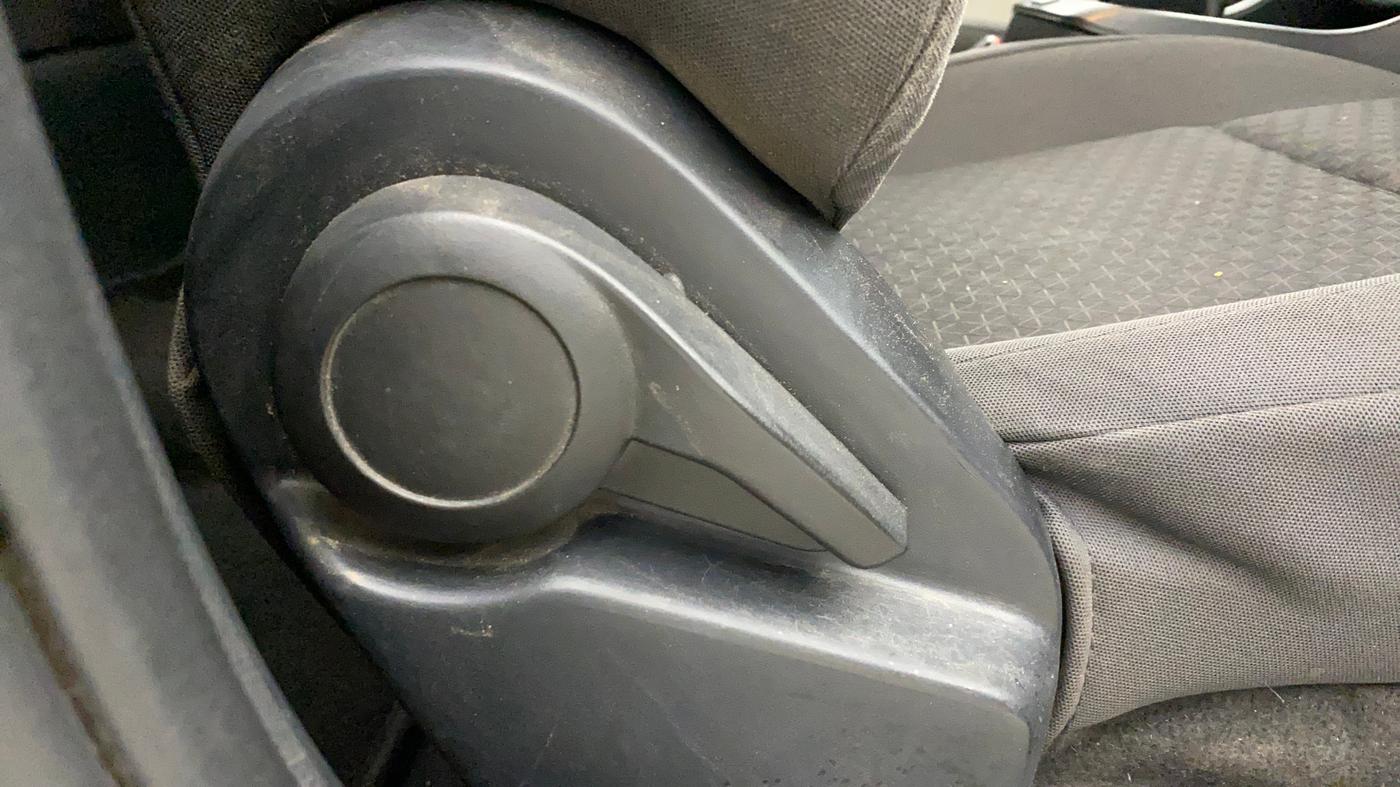 2021 Tata ALTROZ XM PLUS PETROL, CNG, Manual, 56,683 km, Driver Side Adjustment Panel