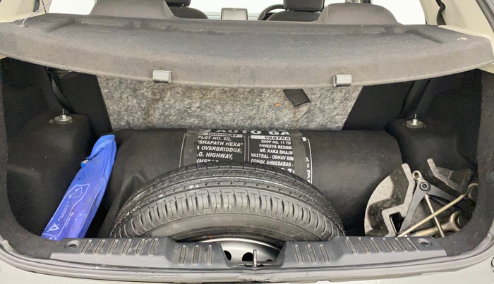 2021 Tata ALTROZ XM PLUS PETROL, CNG, Manual, 56,683 km, Boot Inside