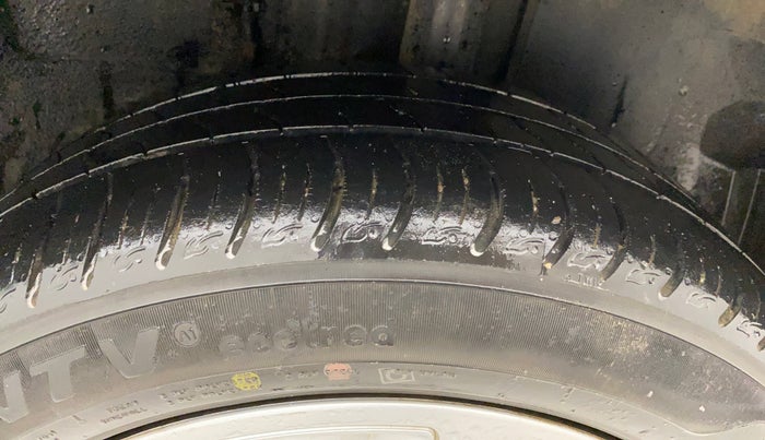2021 Tata ALTROZ XM PLUS PETROL, CNG, Manual, 56,683 km, Right Rear Tyre Tread