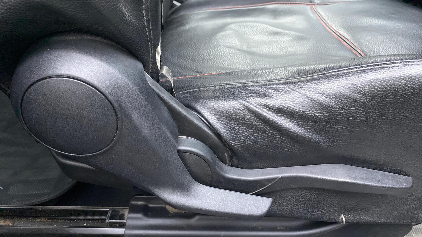2018 Maruti Swift VXI, Petrol, Manual, 49,848 km, Driver Side Adjustment Panel