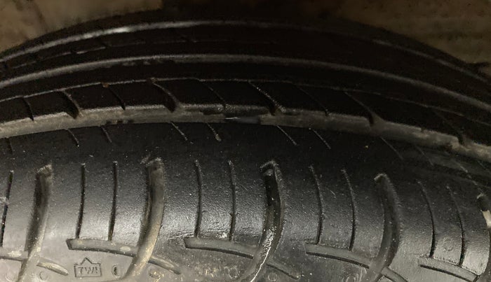 2017 Maruti Baleno DELTA 1.2 K12, Petrol, Manual, 55,910 km, Right Front Tyre Tread
