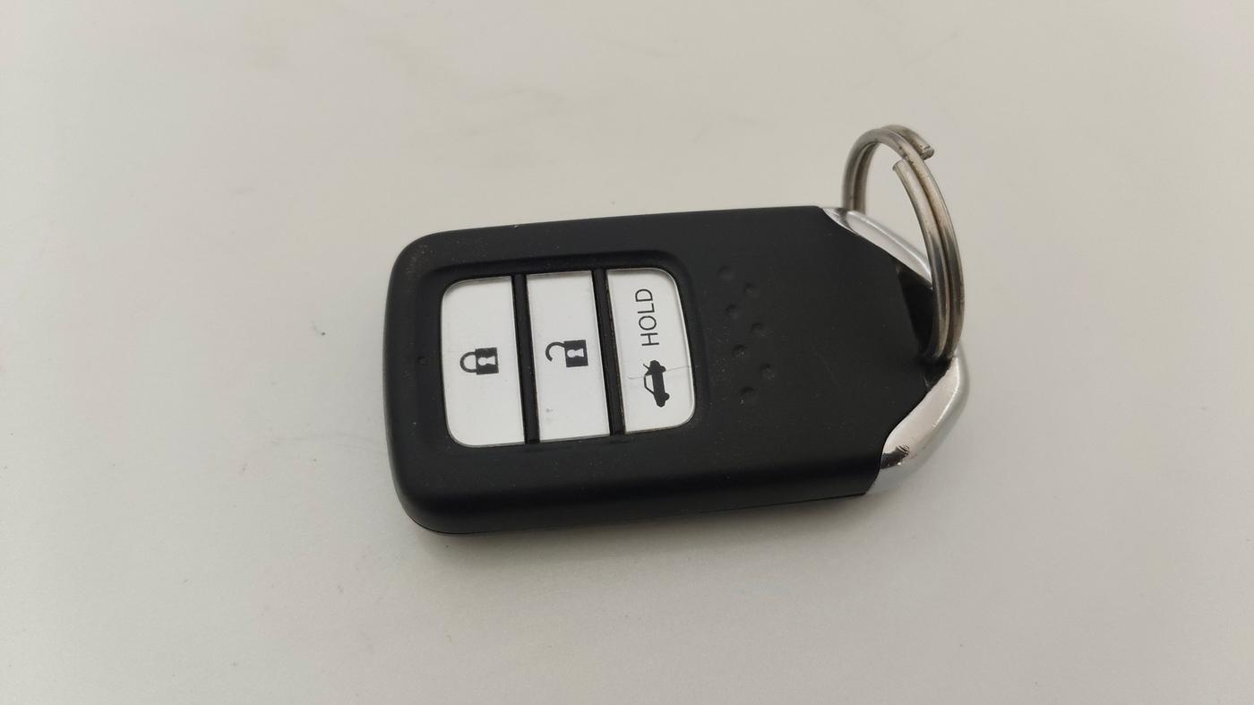 2019 Honda Amaze 1.2L I-VTEC V CVT, Petrol, Automatic, 93,726 km, Key Close Up