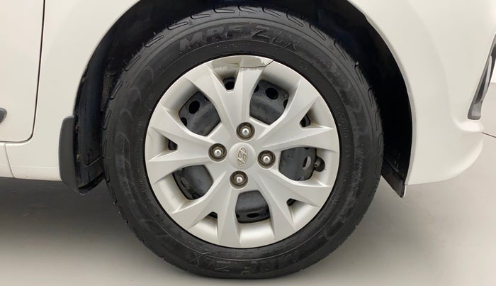 2014 Hyundai Grand i10 SPORTZ 1.2 KAPPA VTVT, Petrol, Manual, 48,532 km, Right Front Wheel