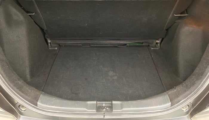 2018 Honda WR-V 1.2 i-VTEC VX MT, Petrol, Manual, 23,491 km, Boot Inside