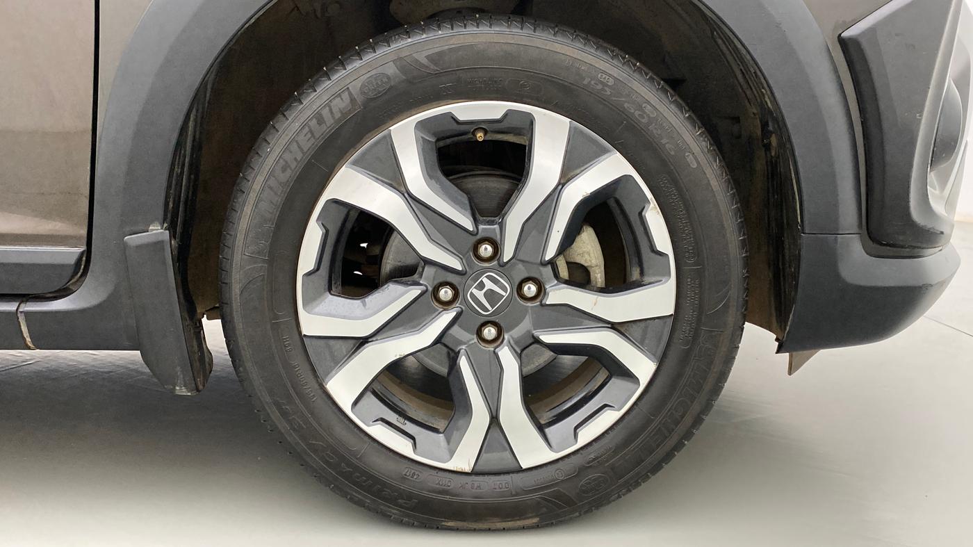 2018 Honda WR-V 1.2 i-VTEC VX MT, Petrol, Manual, 23,491 km, Right Front Wheel
