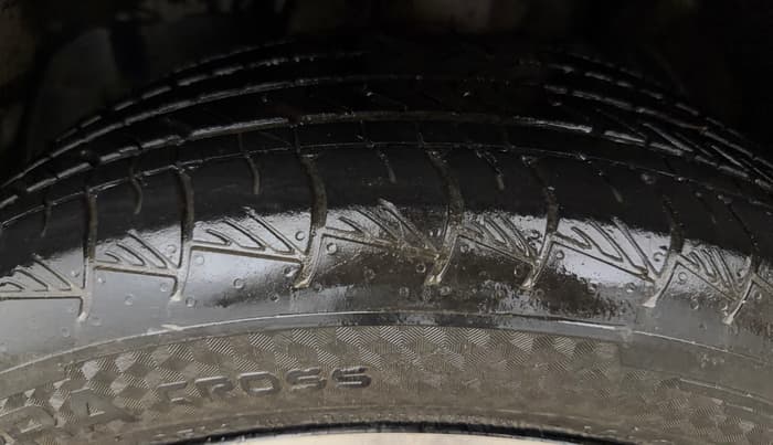 2021 MG HECTOR SHARP 1.5 DCT PETROL, Petrol, Automatic, 46,718 km, Left Front Tyre Tread